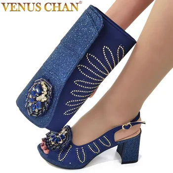 Женская обувь темно-синего цвета, туфли с открытым носком и комплект сумок для свадьбы, туфли-лодочки на платформе, вечерние сандалии со стразами и цветами 6