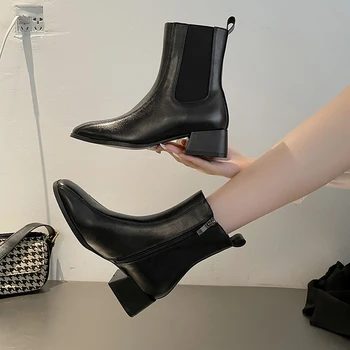 Белые ботильоны, женская резиновая обувь, непромокаемые ботинки с круглым носком, женская зимняя обувь на молнии, низкая 2023, Кожаная обувь в стиле Мед Рок, женские короткие 9