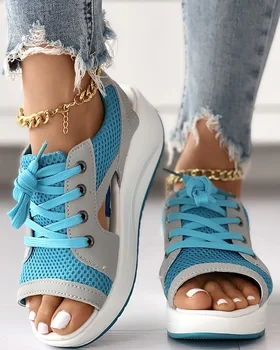 Летняя женская обувь, Босоножки на плоской платформе, танкетке, открытый носок, контрастные вставки, вырез, босоножки на шнуровке, женские теннисные туфли 12