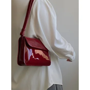 Осень Зима, Новая женская сумка через плечо, красная Мрачная квадратная женская сумка из искусственной кожи на одно плечо, классическая Винтажная текстурированная сумка 17